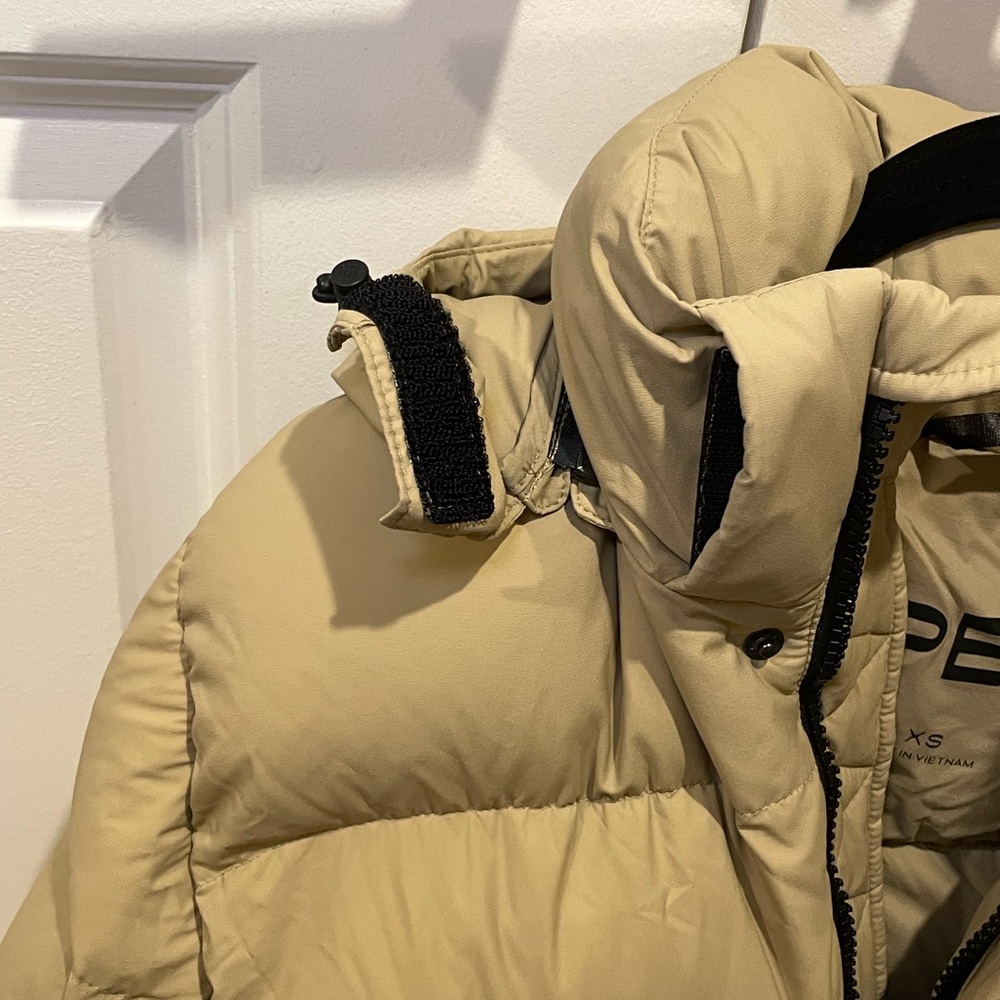 Aritzia The Super Puff Shorty Oxford Tan Sz XS NWOT - Picture 6 of 16